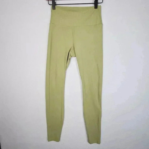 All in Motion Women's Size XS High Rise Rib Seamless Legging Sage Green Yoga Run - Picture 1 of 12